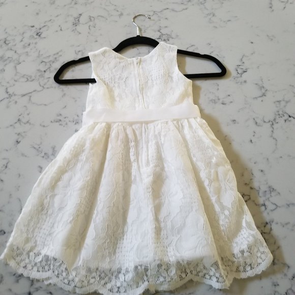 NWT Children's Place Lace Dress - Size 4 - Picture 2 of 5